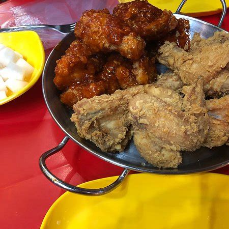 bhc chicken myeongdong reviews|BHC Chicken Myeongdong, Seoul .